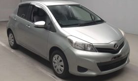 TOYOTA VITZ 2011