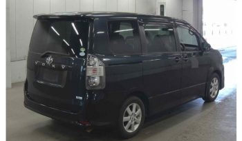 TOYOTA VOXY 2008 full