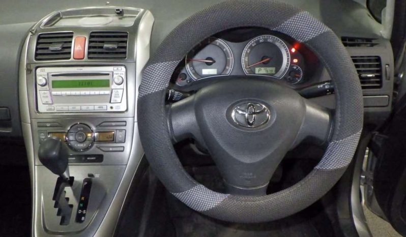 TOYOTA AURIS 2009 full