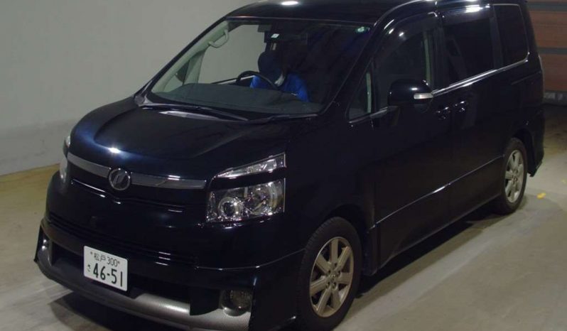 TOYOTA VOXY 2008 full