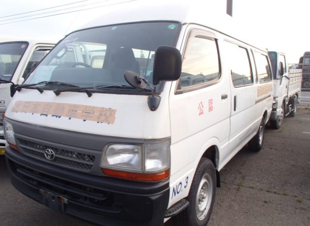 TOYOTA HIACE 2003 full