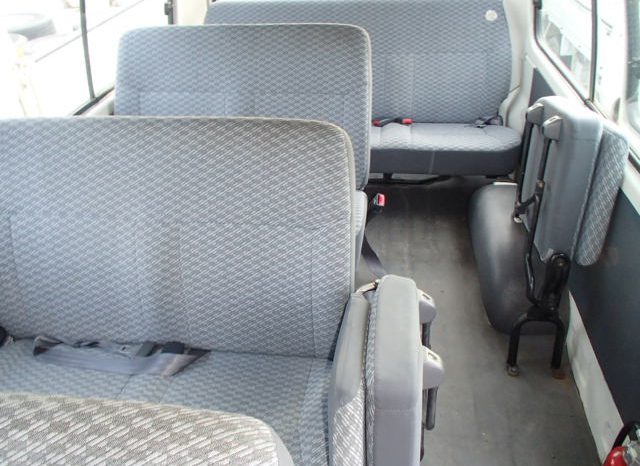 TOYOTA HIACE 2003 full