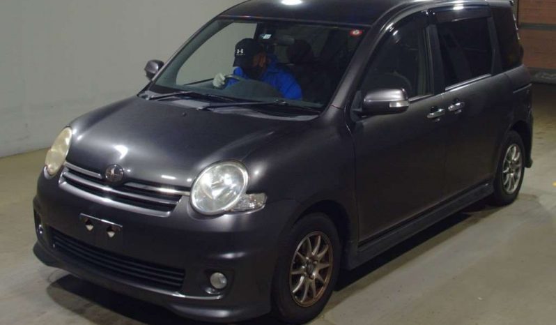 TOYOTA SIENTA 2006 full