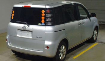 TOYOTA SIENTA 2005 full