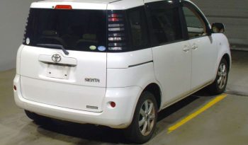 TOYOTA SIENTA 2004 full