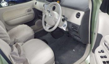 TOYOTA SIENTA 2006 full