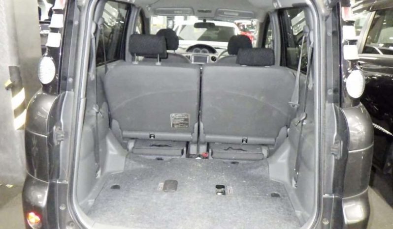 TOYOTA SIENTA 2006 full