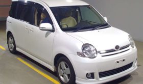 TOYOTA SIENTA 2007