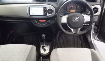 TOYOTA VITZ 2011 full