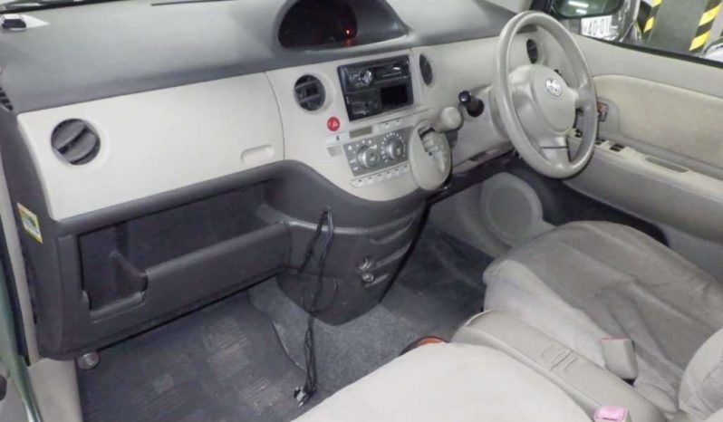 TOYOTA SIENTA 2007 full