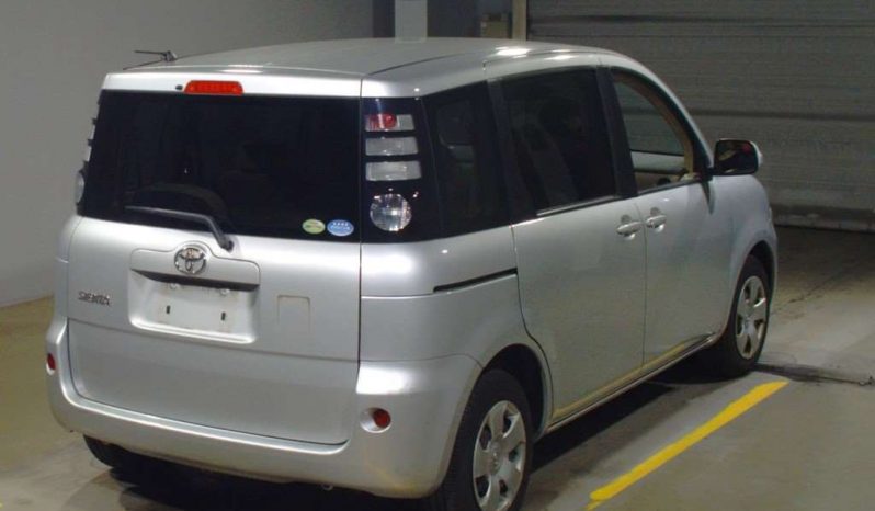 TOYOTA SIENTA 2007 full