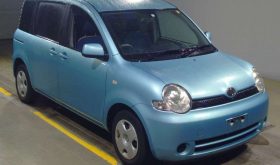 TOYOTA SIENTA 2004