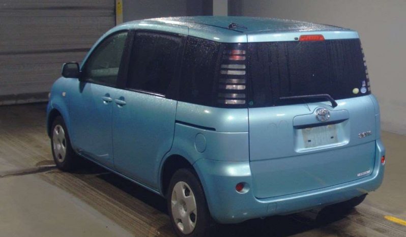 TOYOTA SIENTA 2004 full