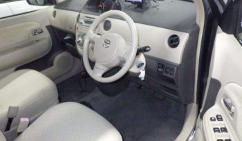 TOYOTA SIENTA 2009 full