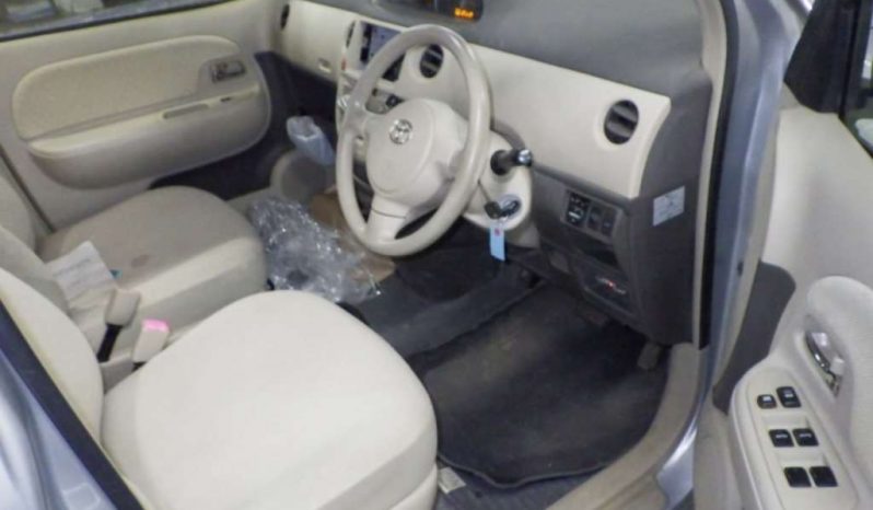 TOYOTA SIENTA 2007 full