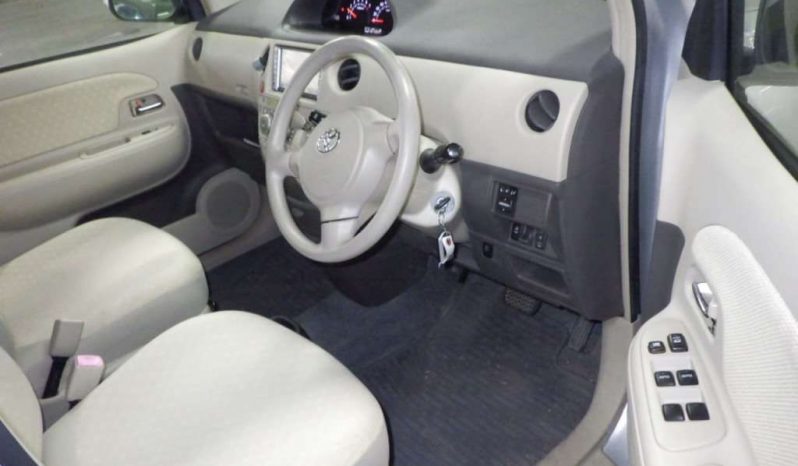 TOYOTA SIENTA 2007 full