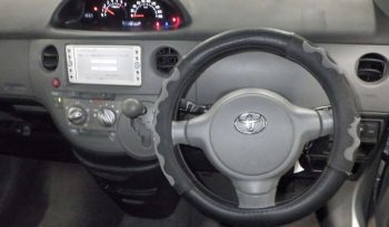 TOYOTA SIENTA 2010 full