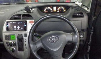 TOYOTA RACTIS 2010 full