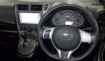 TOYOTA RACTIS 2011 full