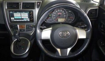 TOYOTA RACTIS 2011 full