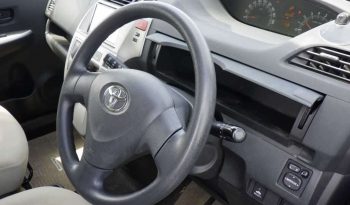 TOYOTA RACTIS 2009 full