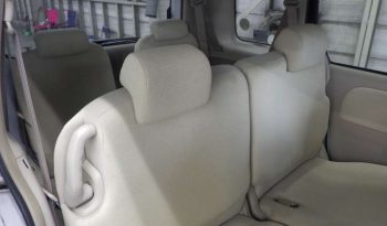 TOYOTA SIENTA 2005 full