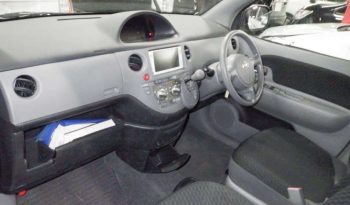 TOYOTA SIENTA 2009 full