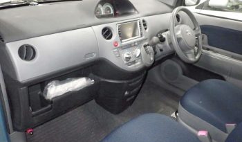 TOYOTA SIENTA 2004 full