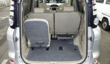 TOYOTA SIENTA 2007 full