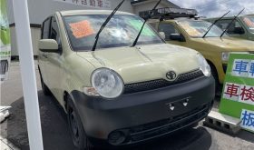 TOYOTA SIENTA 2005