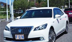 TOYOTA CROWN MAJESTA 2017