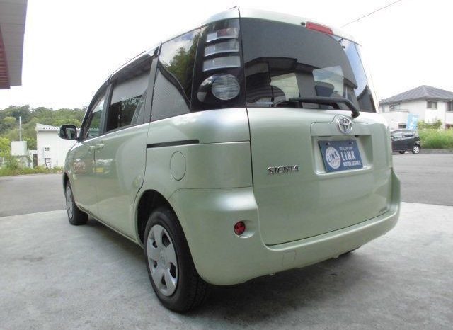 TOYOTA SIENTA 2007 full