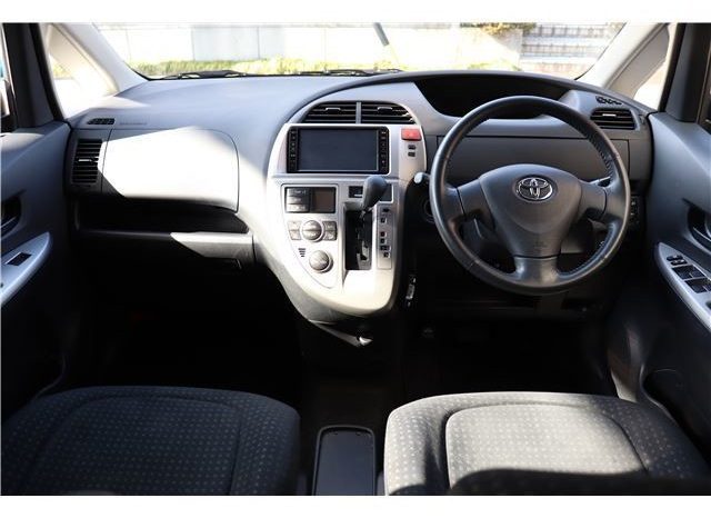 TOYOTA RACTIS 1.5G 2009 full