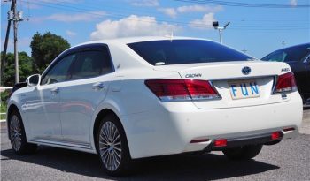 TOYOTA CROWN MAJESTA 2017 full