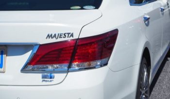 TOYOTA CROWN MAJESTA 2017 full