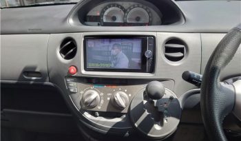 TOYOTA SIENTA 2012 full