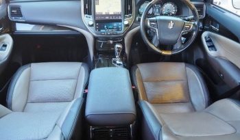 TOYOTA CROWN MAJESTA 2017 full