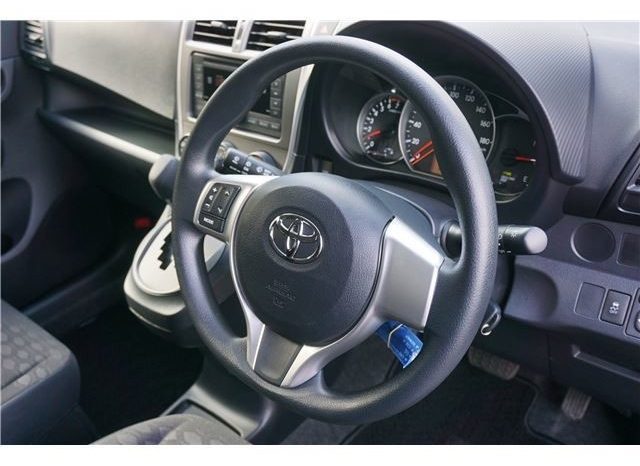 TOYOTA RACTIS 2015 full