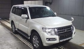 MITSUBISHI PAJERO 2017