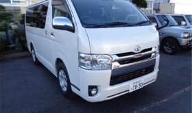TOYOTA HIACE 2020