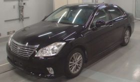 TOYOTA CROWN 2011