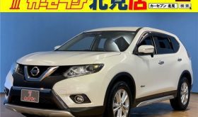 NISSAN X- TRAIL HYBRID 2015