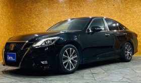 toyota Crown athlete 2.0 ST 2016
