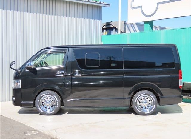 toyota Hiace Van 2016 full