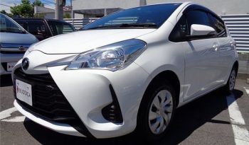 2017 TOYOTA VITZ F full