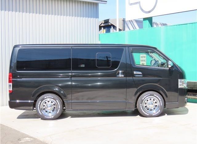 toyota Hiace Van 2016 full