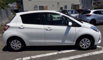 2017 TOYOTA VITZ F full