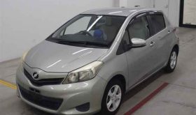 TOYOTA VITZ 2011