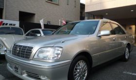 2000 TOYOTA CROWN