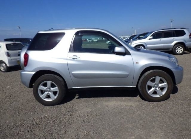 TOYOTA RAV4 2005 full